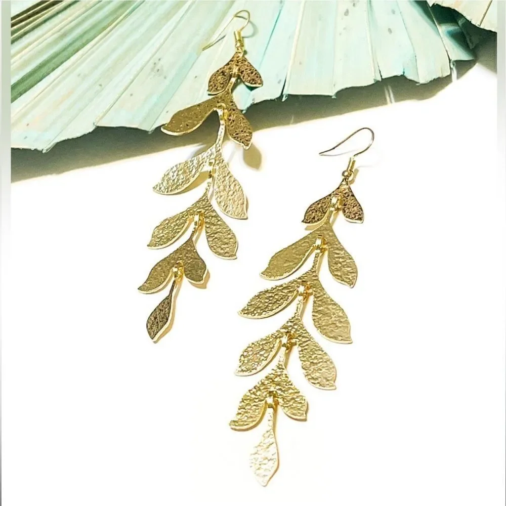 Gold leaf earrings #469